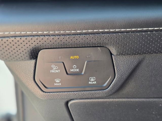 Used 2024 Volkswagen Atlas SE FWD image 41