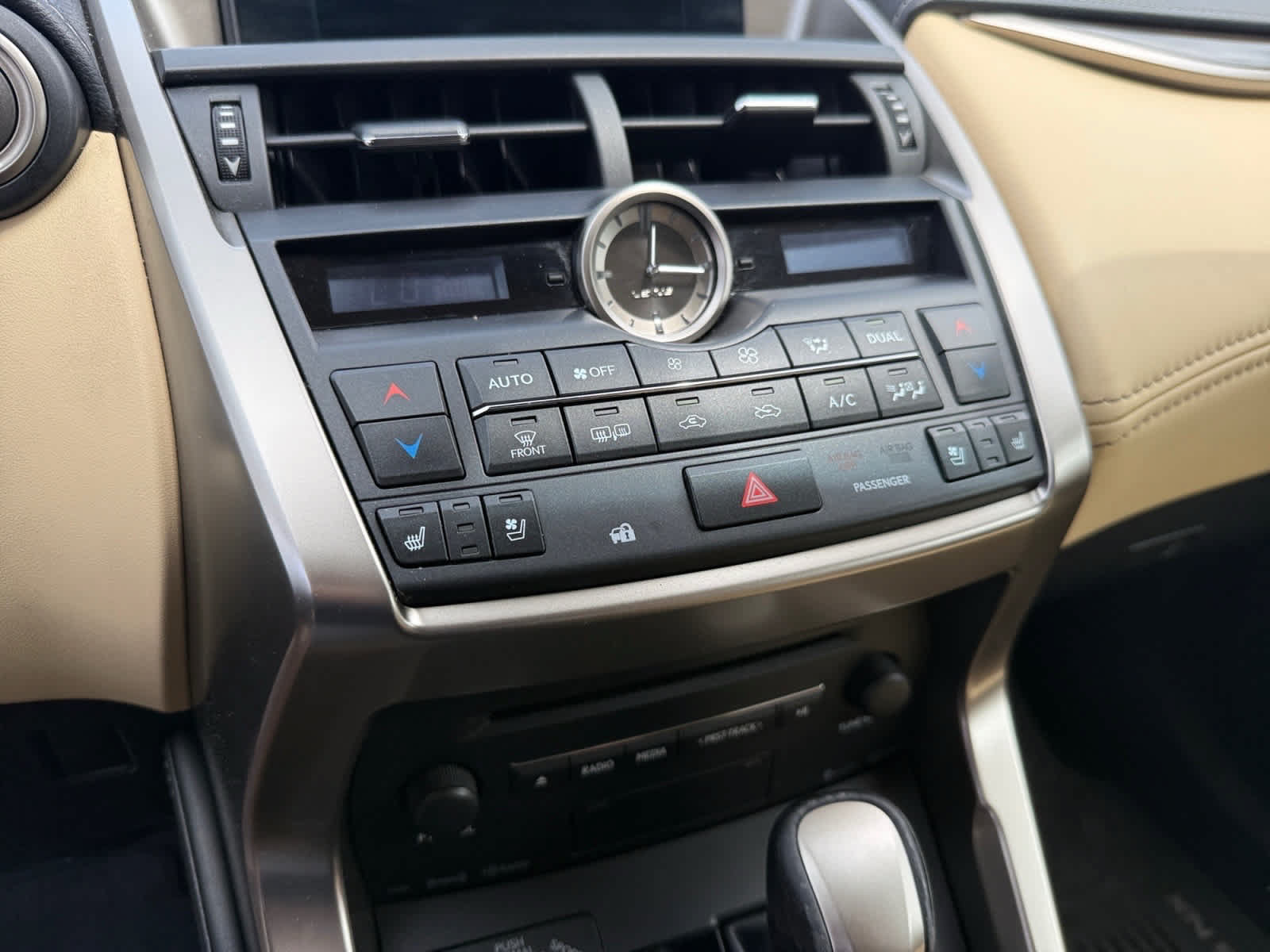 Used 2015 Lexus NX 200t AWD w/ Luxury Package image 19