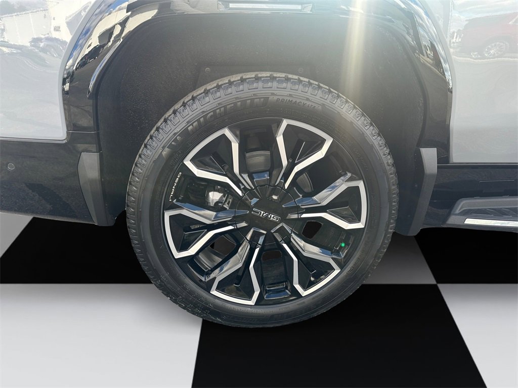 New 2025 GMC Sierra EV Denali image 15
