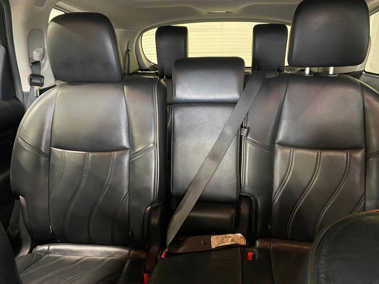Used 2014 INFINITI QX60 AWD w/ Deluxe Touring Package image 25