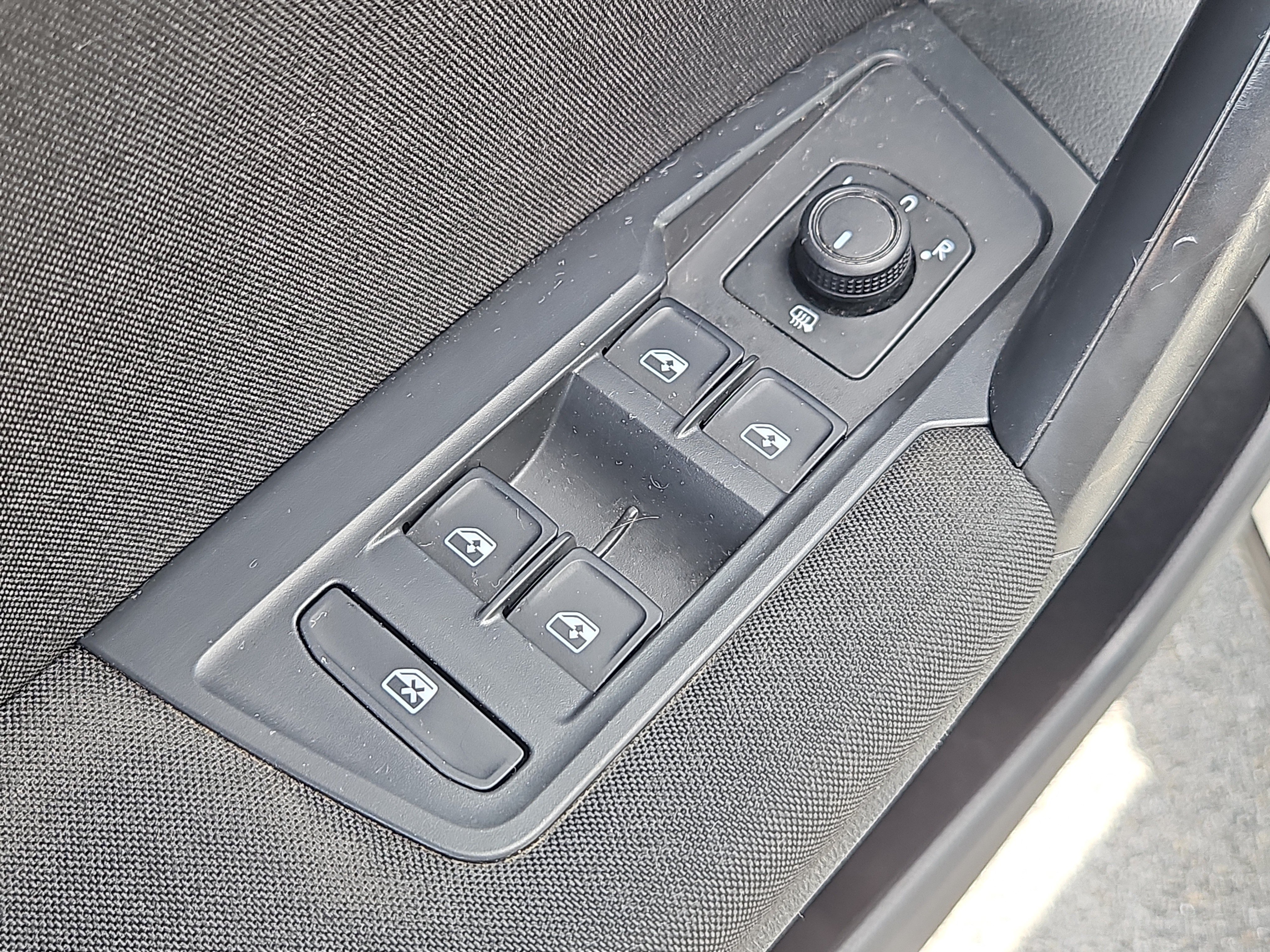 Certified 2021 Volkswagen Tiguan S AWD/4WD image 15