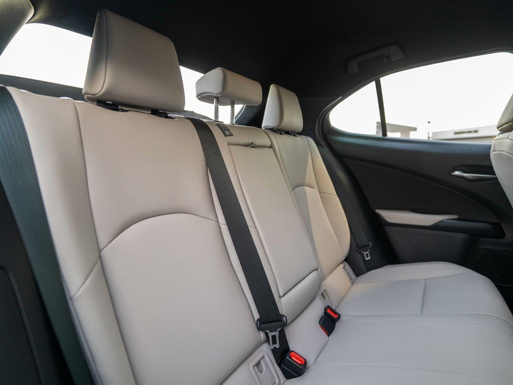 Used 2021 Lexus UX 250h w/ Accessory Package (Z1) image 31