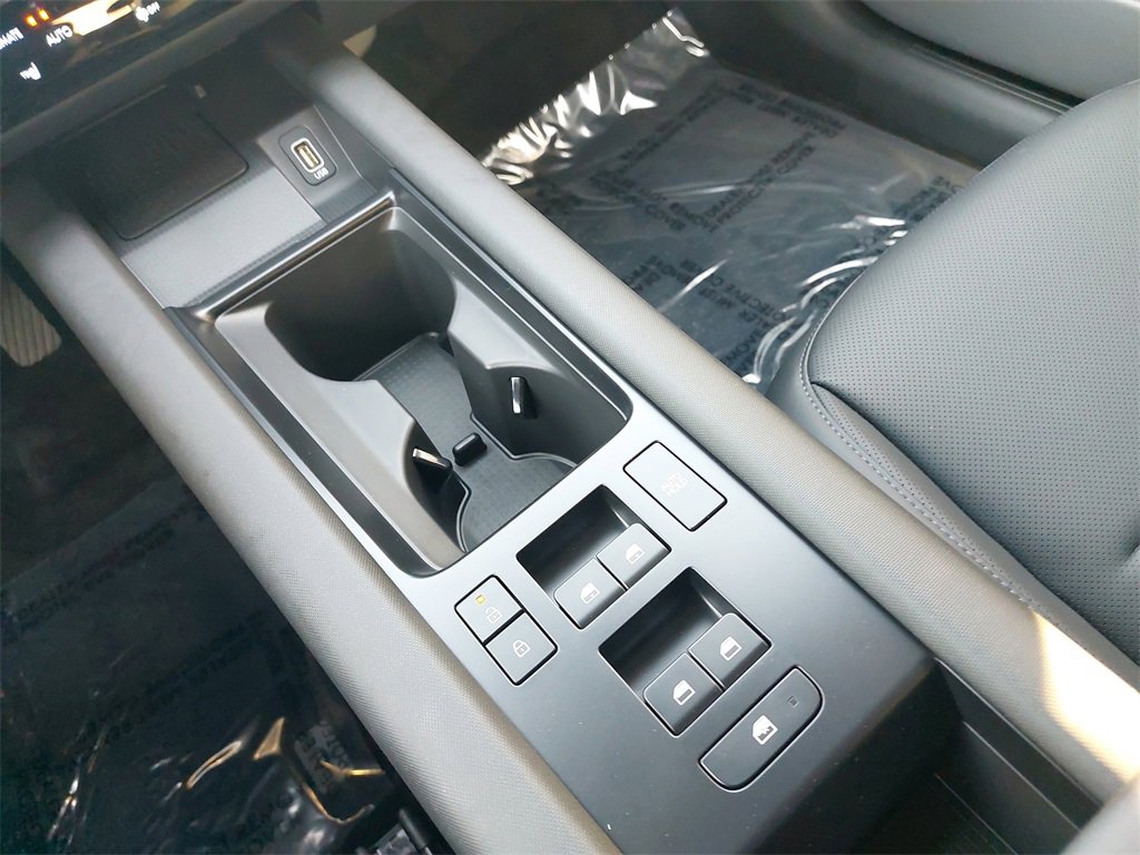 New 2025 Hyundai Ioniq 6 SEL image 24