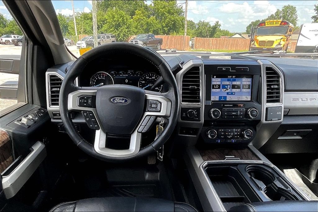 Used 2018 Ford F250 Lariat w/ Lariat Value Package AWD/4WD image 7