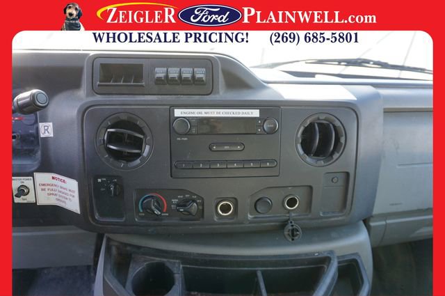 Used 2011 Ford E-450 and Econoline 450 Super Duty image 10