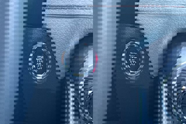 Certified 2025 Toyota RAV4 Limited w/ Advanced Technology Package image 26