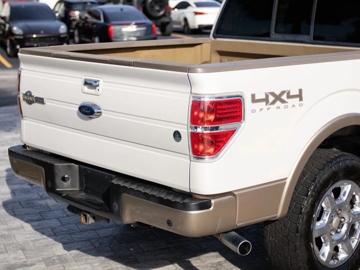 Used 2013 Ford F150 King Ranch w/ King Ranch Luxury Pkg AWD/4WD image 17