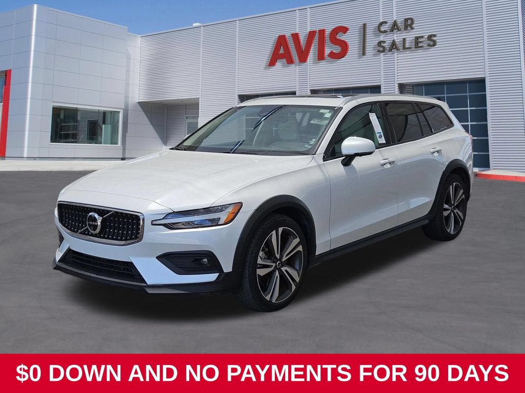Used 2025 Volvo V60 B5 Cross Country Plus