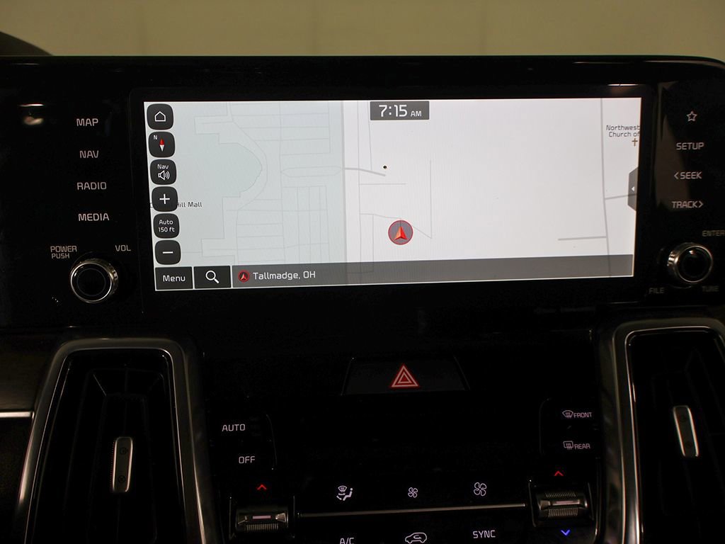 Used 2023 Kia Sorento SX AWD/4WD image 46