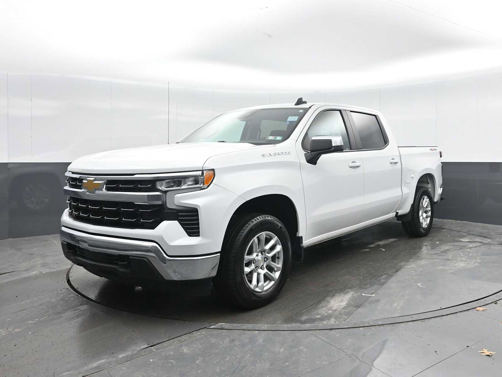 Used 2022 Chevrolet Silverado 1500 LT image 5