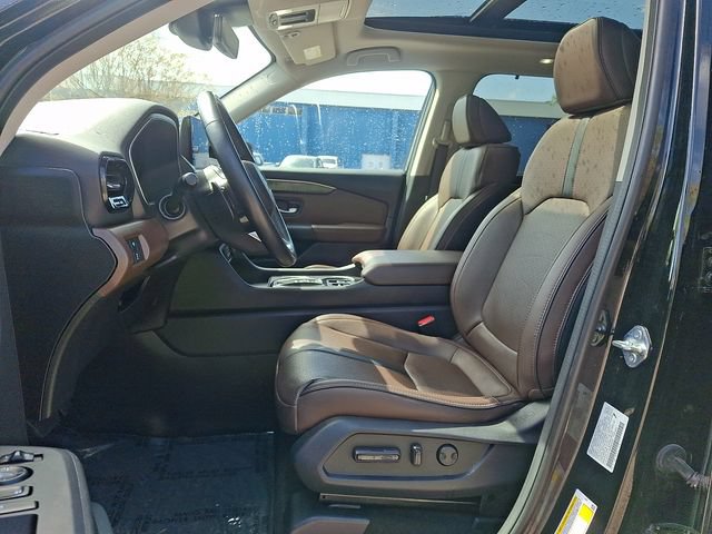 Used 2023 Honda Pilot Elite image 15