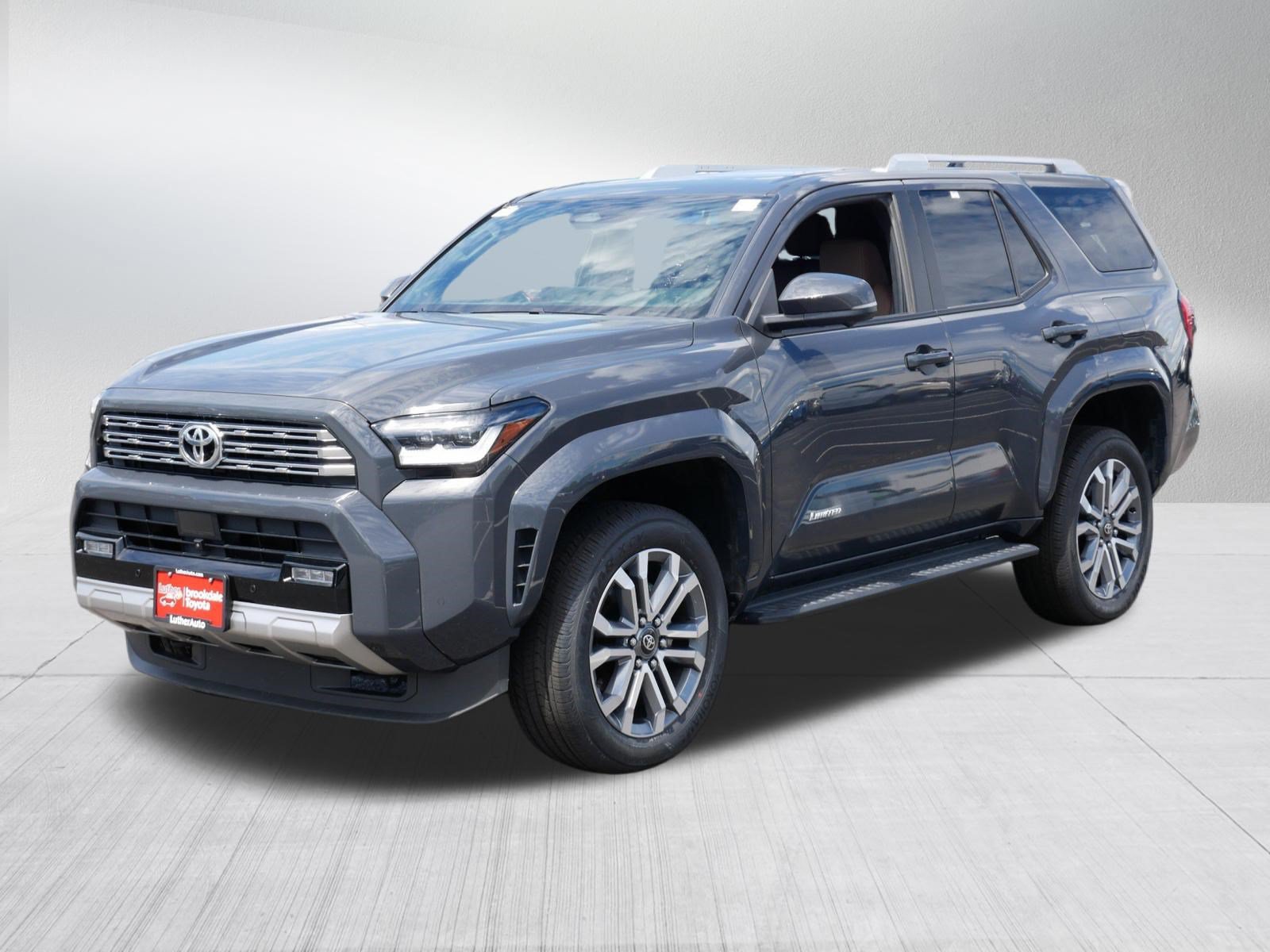 Used 2025 Toyota 4Runner Limited AWD/4WD image 3