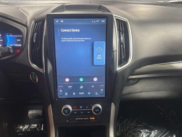 Certified 2022 Ford Edge SEL w/ Convenience Package AWD/4WD image 3