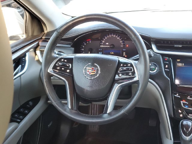 Used 2013 Cadillac XTS Luxury AWD/4WD image 14