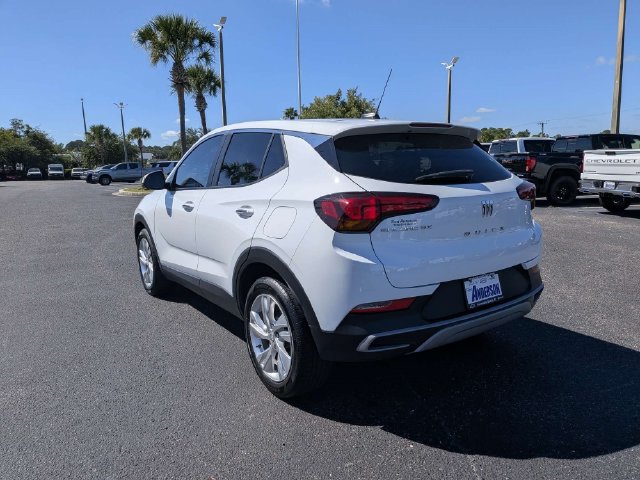 Used 2024 Buick Encore GX Preferred w/ Comfort Package FWD image 5