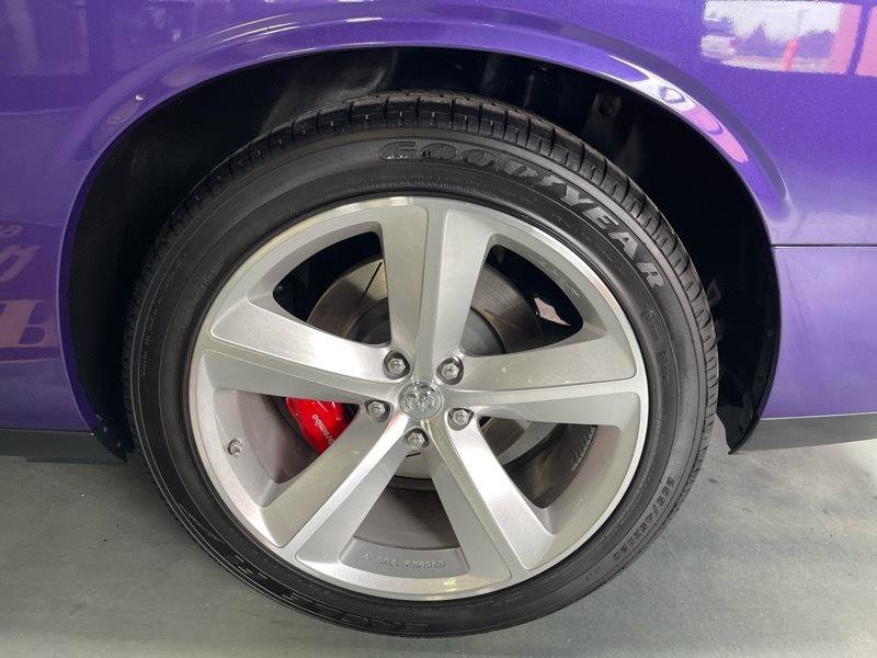 Used 2010 Dodge Challenger SRT8 w/ SRT Option Group II image 17
