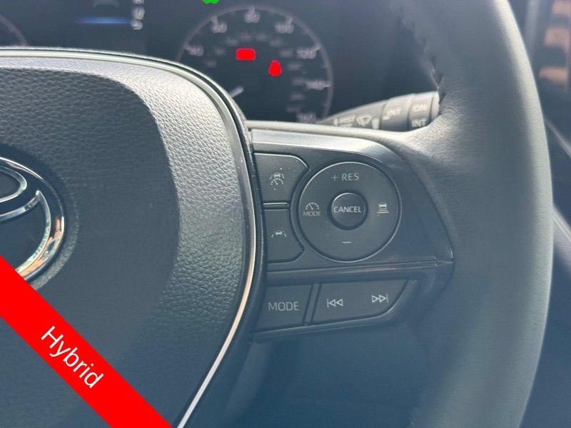 Used 2024 Toyota Corolla Cross AWD Hybrid image 15