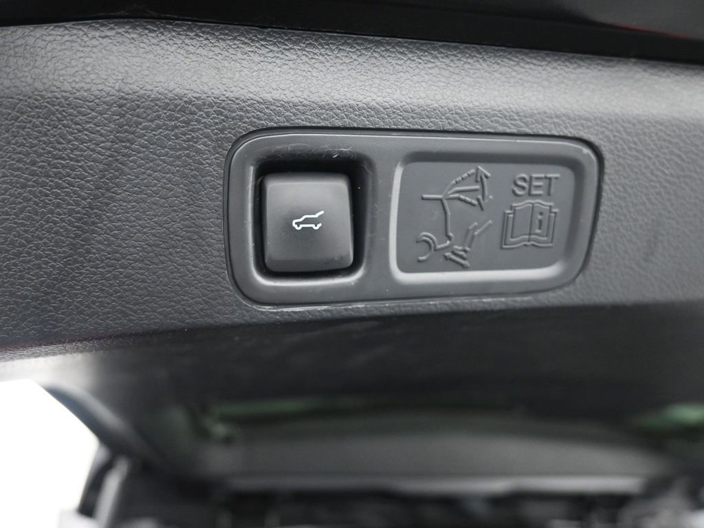 Used 2023 Ford Expedition Max Limited image 26