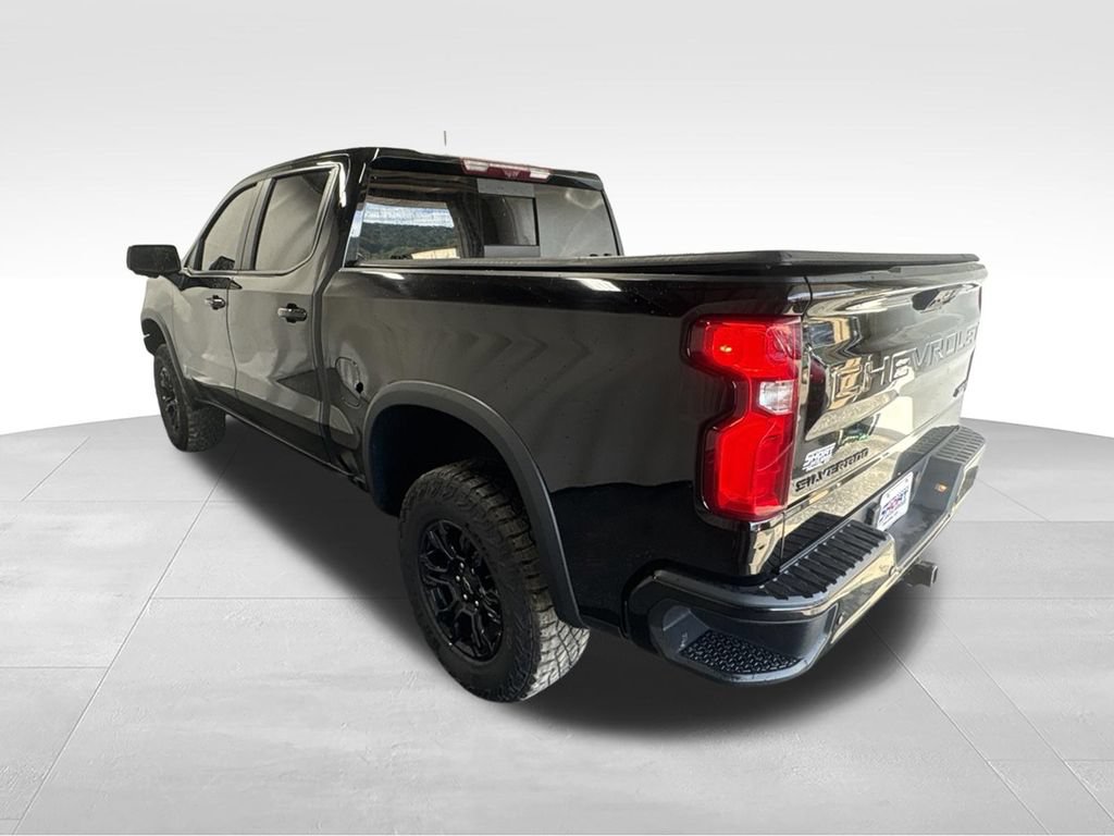 Used 2025 Chevrolet Silverado 1500 ZR2 w/ Technology Package AWD/4WD image 7