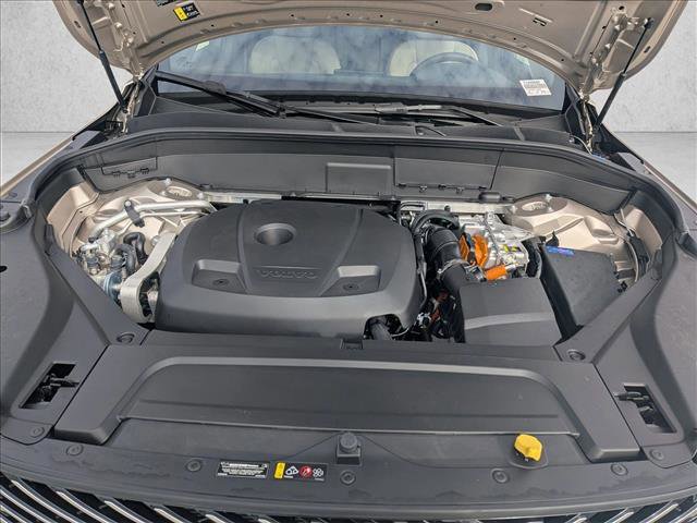New 2026 Volvo XC90 T8 Plus w/ Protection Package Premier image 19