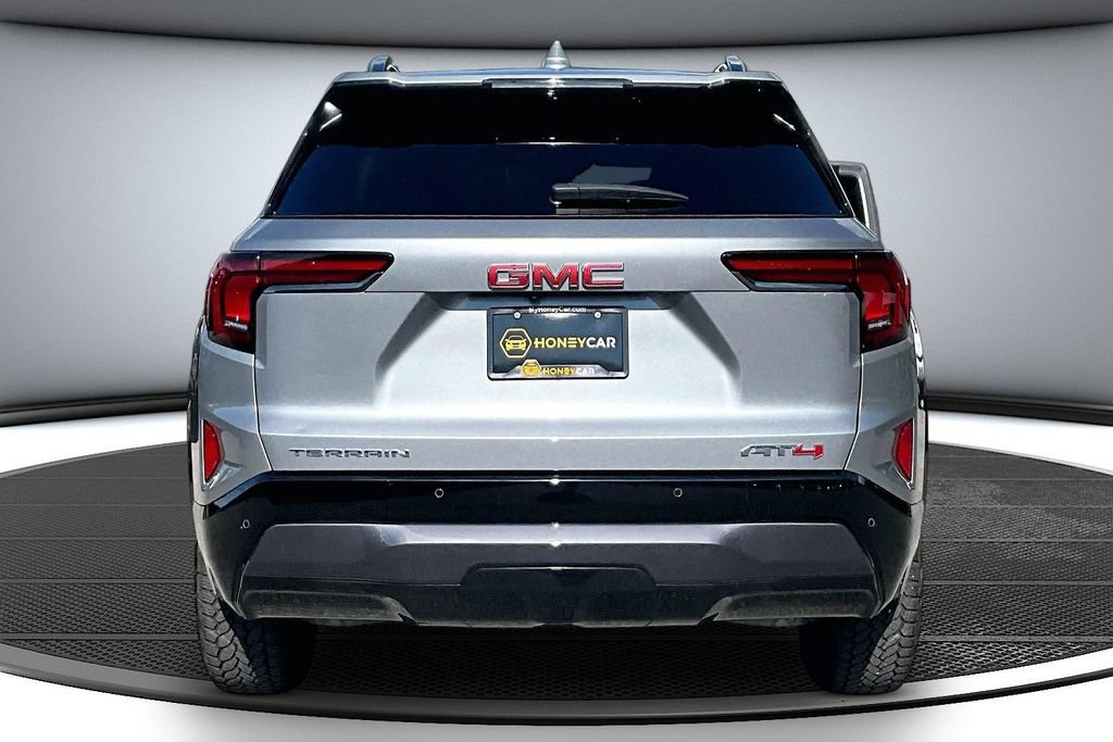 Used 2026 GMC Terrain AT4 w/ Convenience Package III AWD/4WD image 5