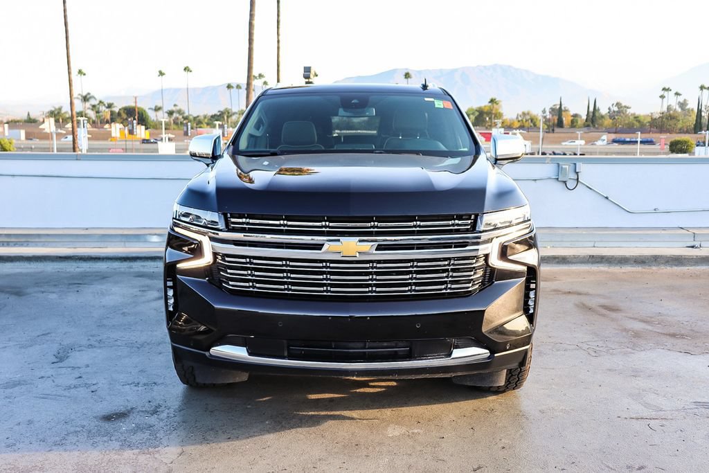 Used 2024 Chevrolet Tahoe Premier AWD/4WD image 3