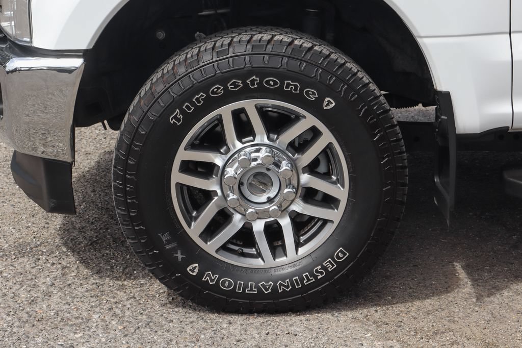 Used 2018 Ford F250 Lariat w/ Lariat Value Package AWD/4WD image 56