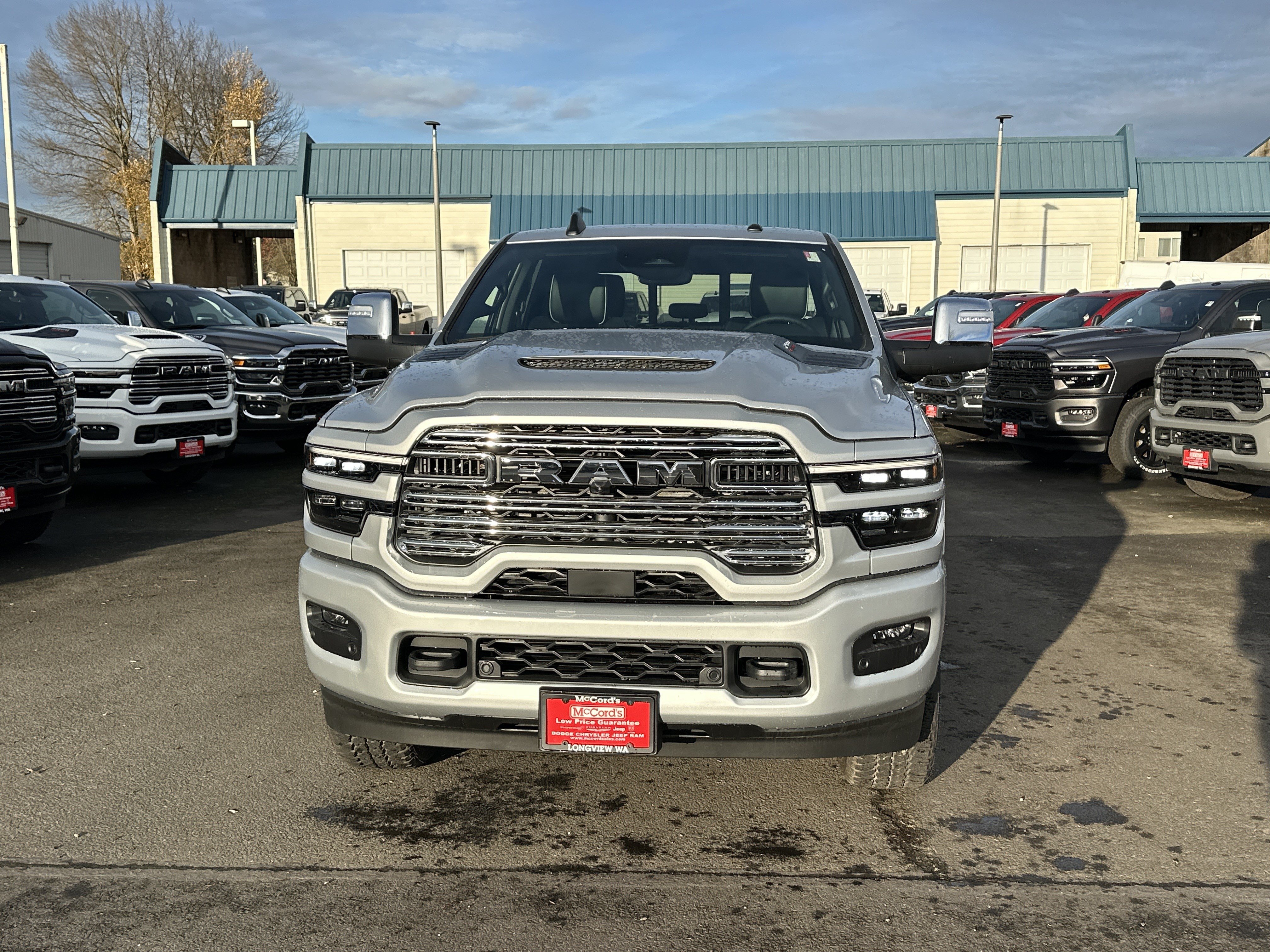 New 2026 RAM 2500 Laramie w/ Sport Appearance Package AWD/4WD image 8