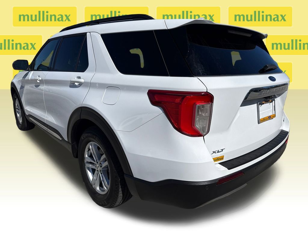 Used 2020 Ford Explorer XLT w/ Equipment Group 202A image 8