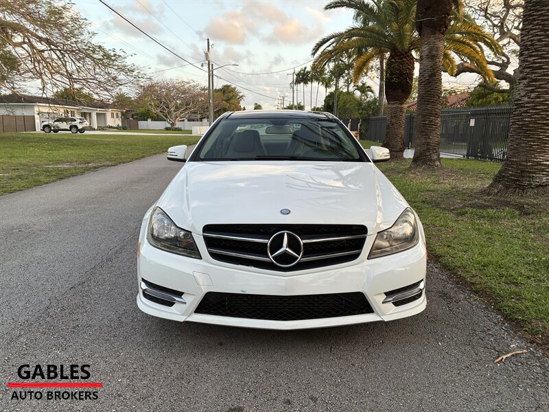Used 2015 Mercedes-Benz C 250 Coupe image 3