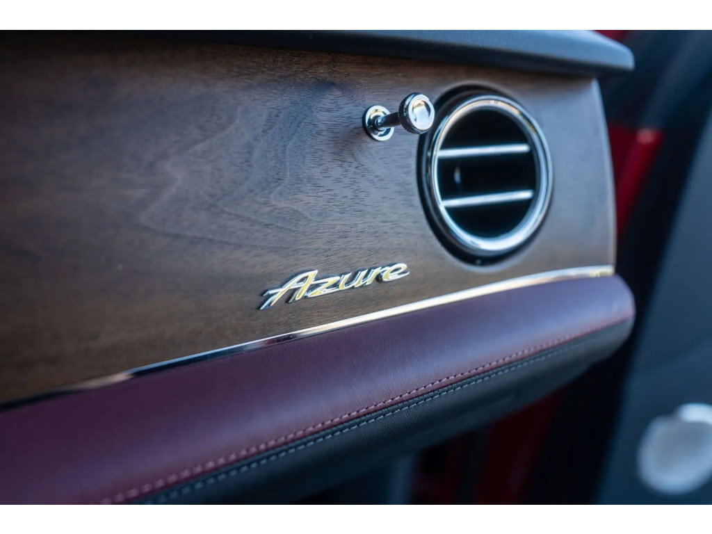 Used 2024 Bentley Bentayga Extended Wheelbase image 81