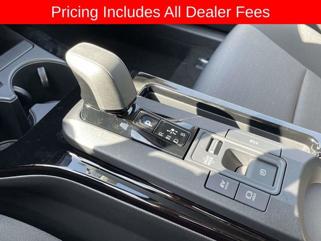 Used 2026 Toyota Prius LE AWD/4WD image 30