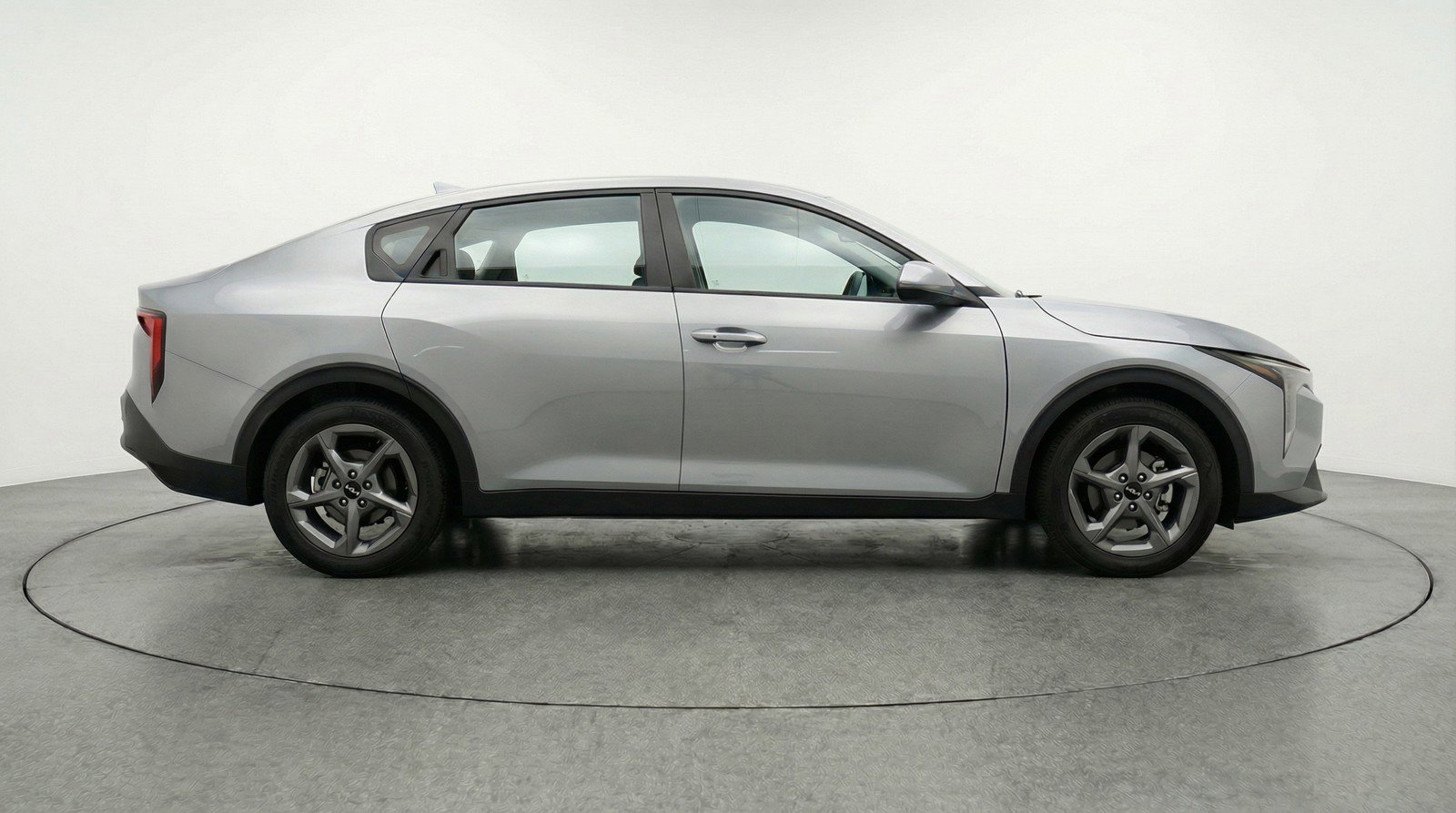 Used 2025 Kia K4 LXS image 11