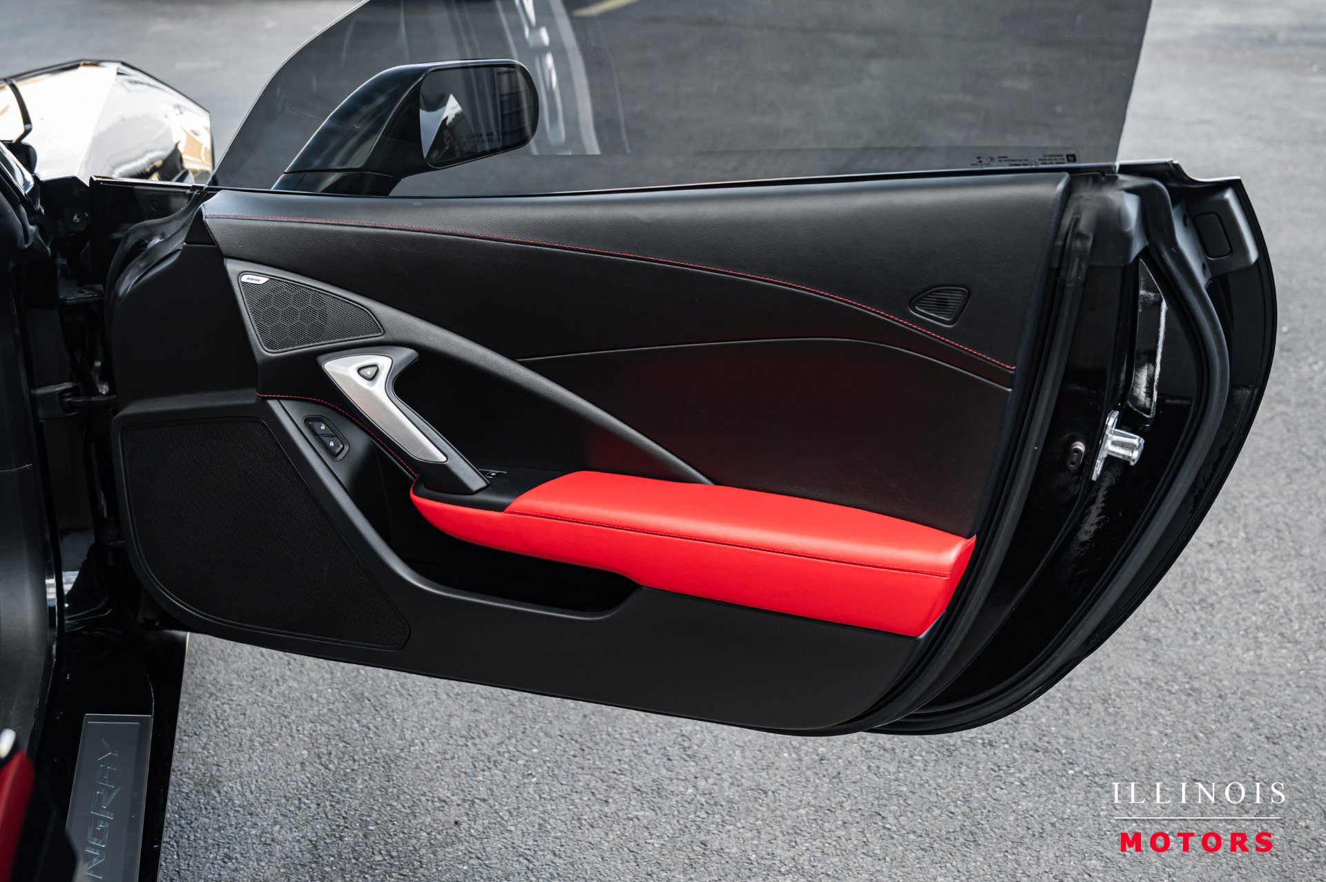 Used 2015 Chevrolet Corvette Stingray Coupe w/ 2LT Preferred Equipment Group image 30