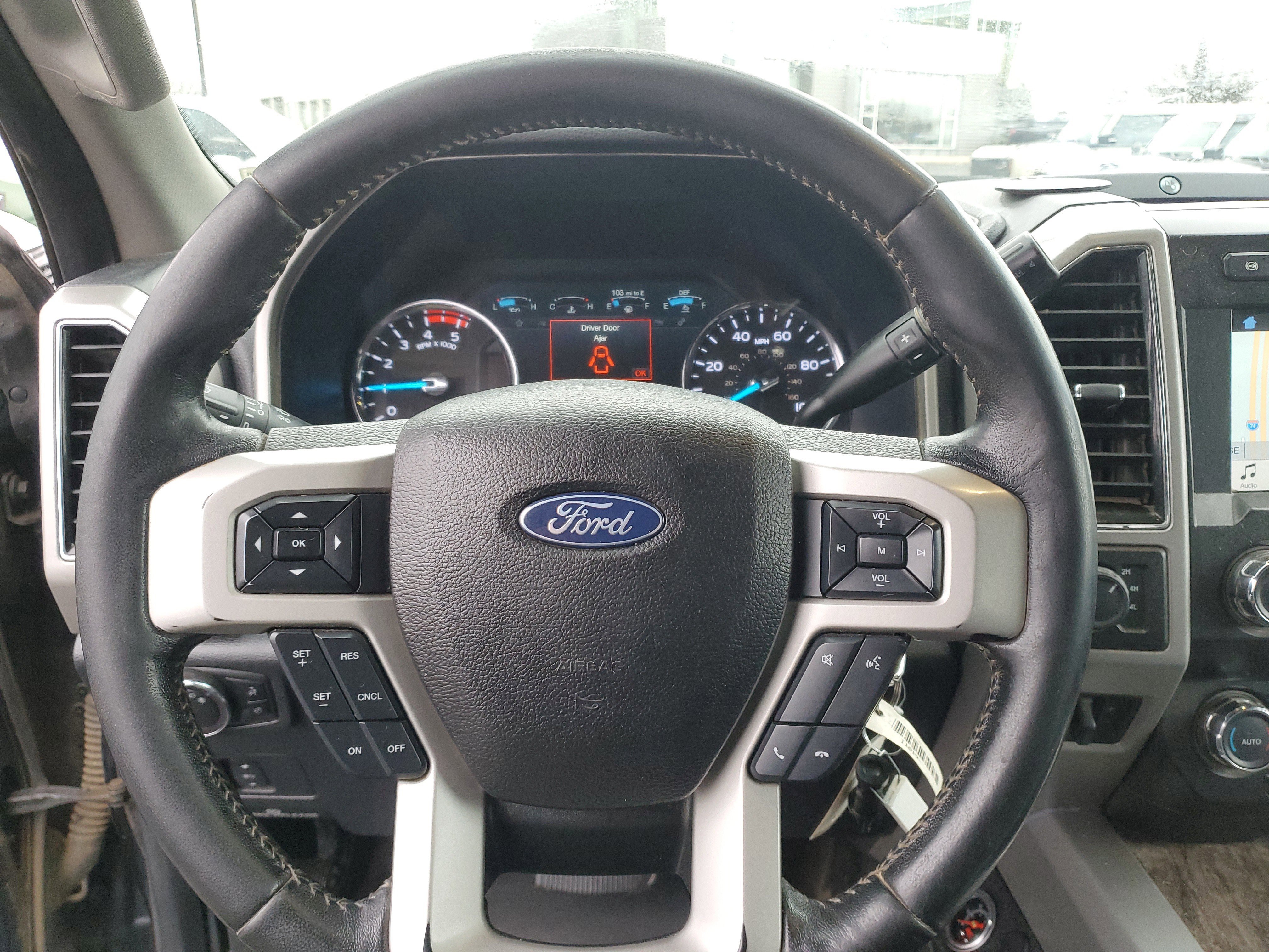 Used 2019 Ford F350 Lariat image 21