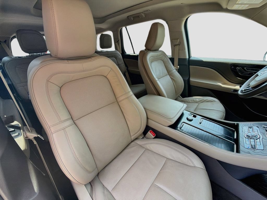 Used 2023 Lincoln Aviator Reserve w/ Elements Package Plus AWD/4WD image 33