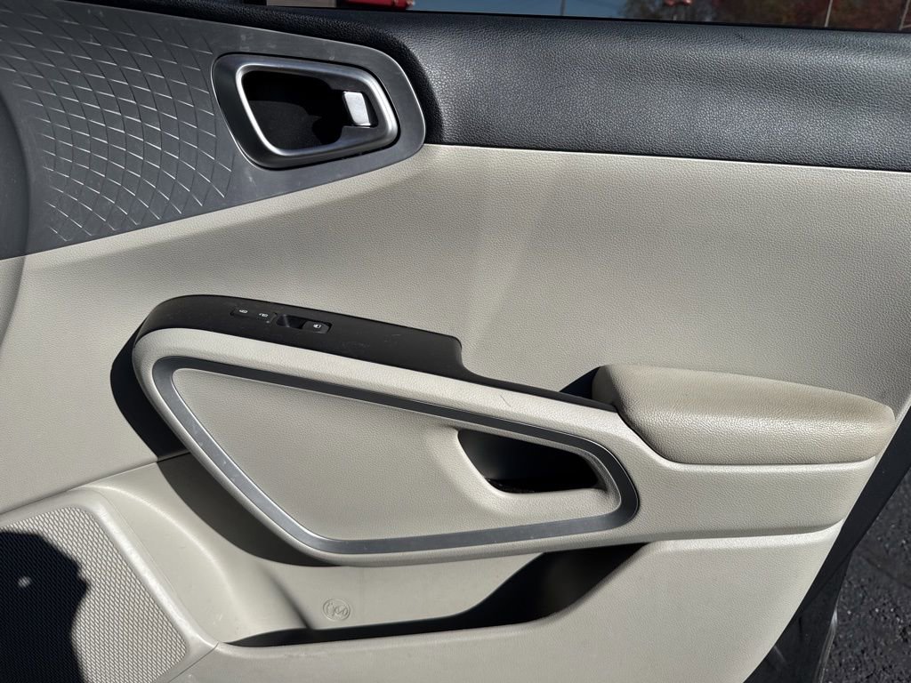 Used 2020 Kia Soul LX image 59