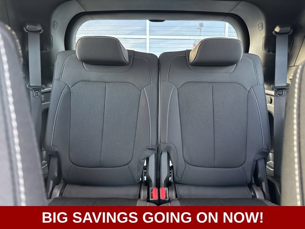 New 2025 Jeep Grand Cherokee L Laredo AWD/4WD image 44