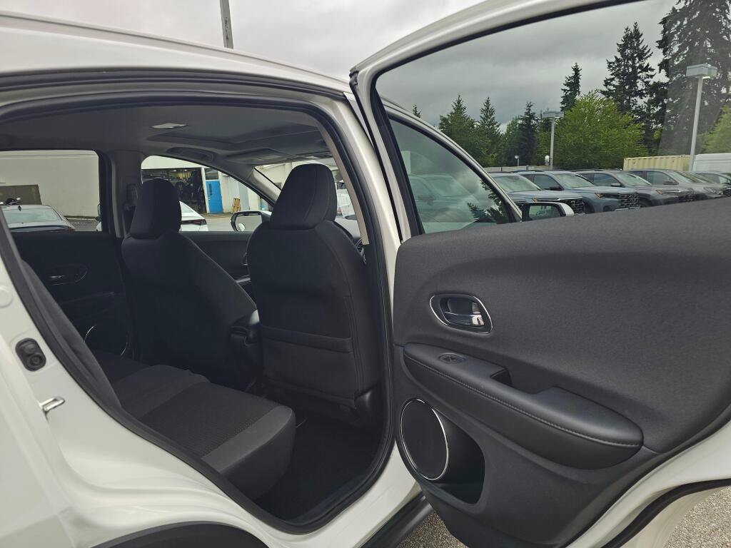 Used 2021 Honda HR-V EX image 14