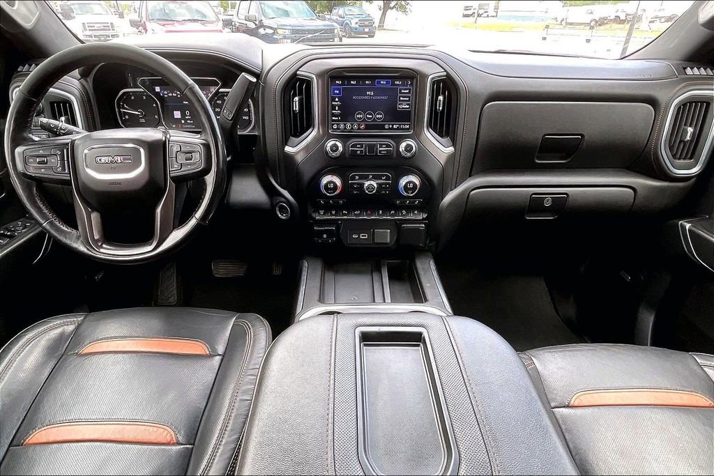 Used 2021 GMC Sierra 2500 AT4 w/ AT4 Premium Plus Package AWD/4WD image 7