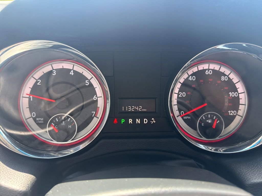 Used 2016 Dodge Grand Caravan SXT FWD image 11