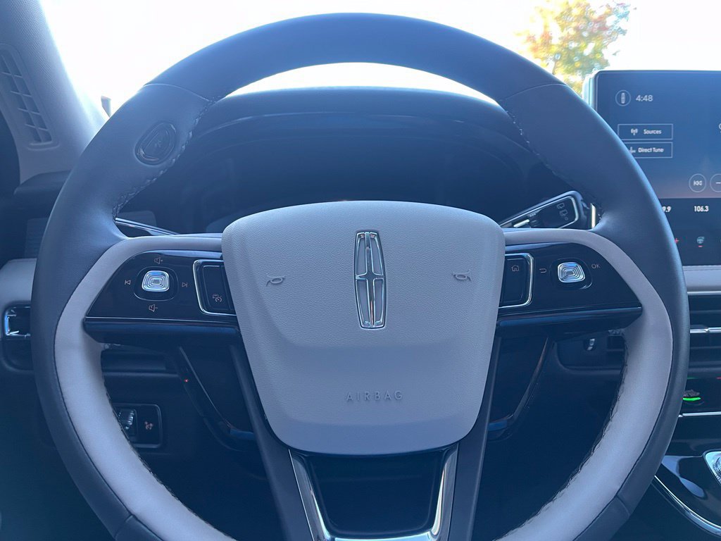 Used 2024 Lincoln Corsair AWD w/ Equipment Group 101A image 24