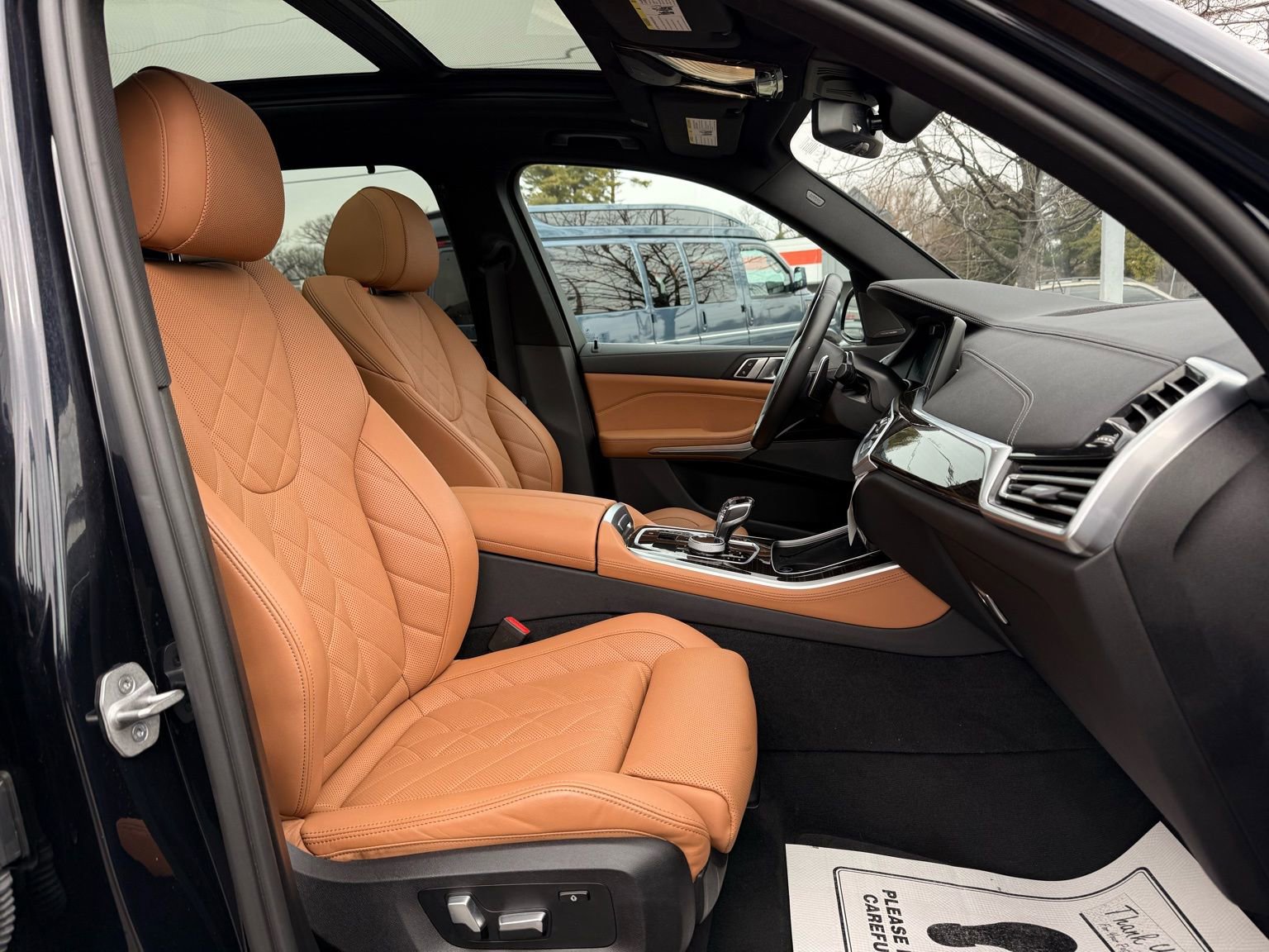 Used 2023 BMW X5 xDrive40i w/ Executive Package image 21