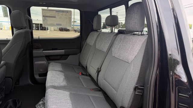 New 2026 Ford F350 XLT w/ XLT Premium Package AWD/4WD image 16
