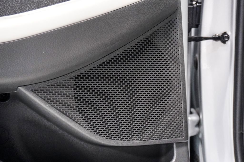 Used 2025 Hyundai Sonata SEL FWD image 9