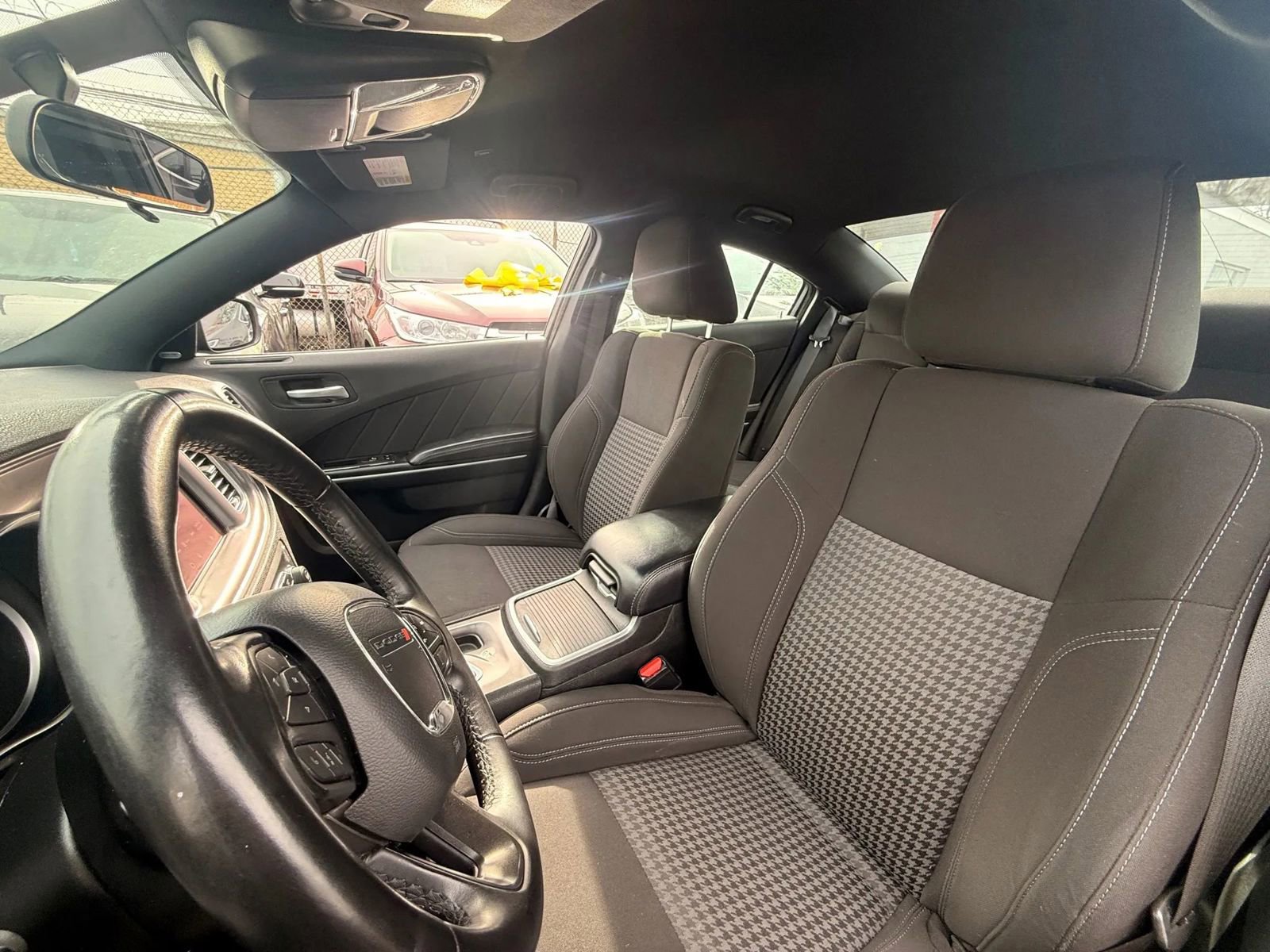 Used 2023 Dodge Charger SXT image 11