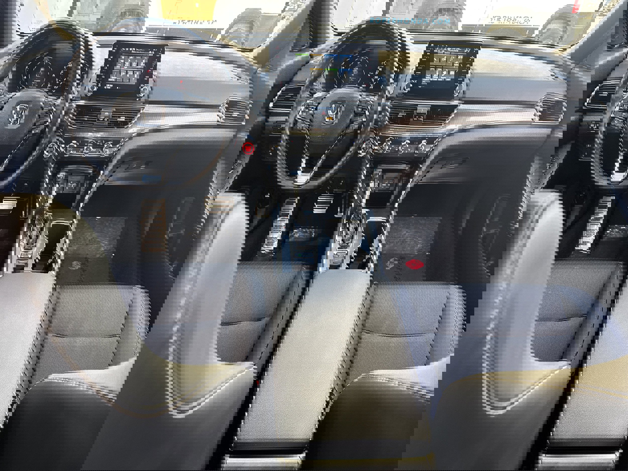 Used 2022 Honda Accord Sport image 12