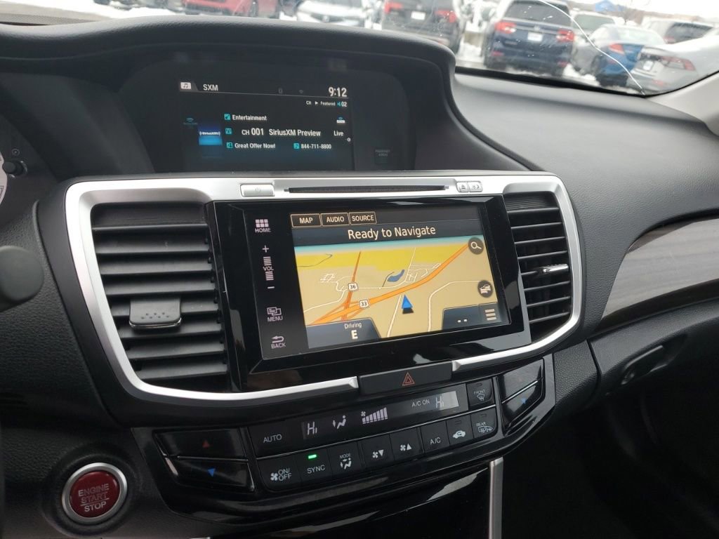 Used 2016 Honda Accord Touring image 17