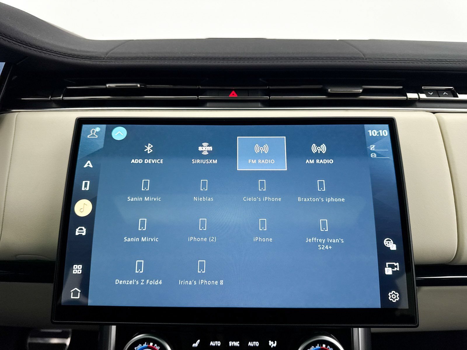 Used 2023 Land Rover Range Rover SE AWD/4WD image 29