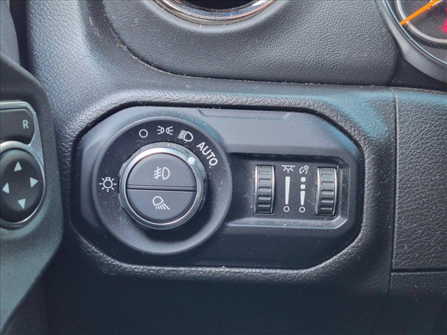 Used 2022 Jeep Gladiator Overland AWD/4WD image 8